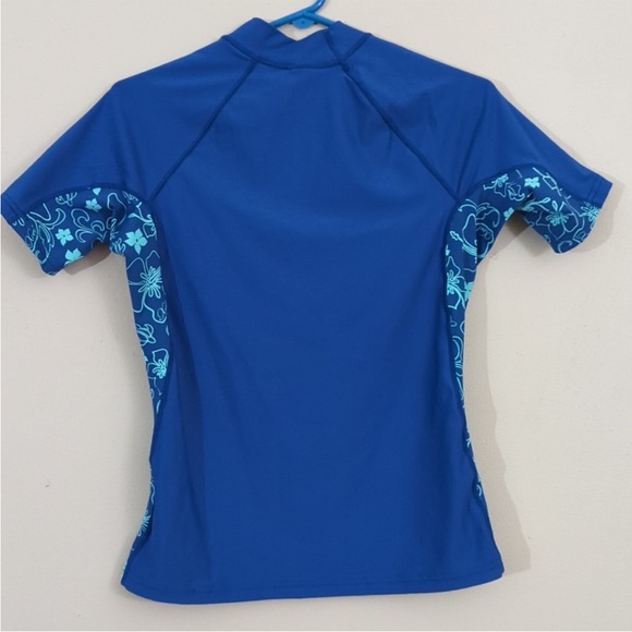 🏄🏻‍♀️💦XCEL Blue Floral Rash Guard - Picture 5 of 9